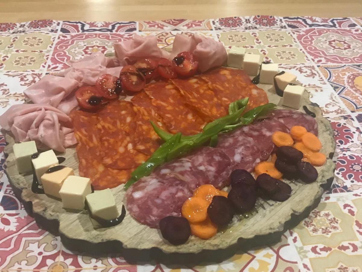Pizzicalaluna Pianoro Eksteriør bilde